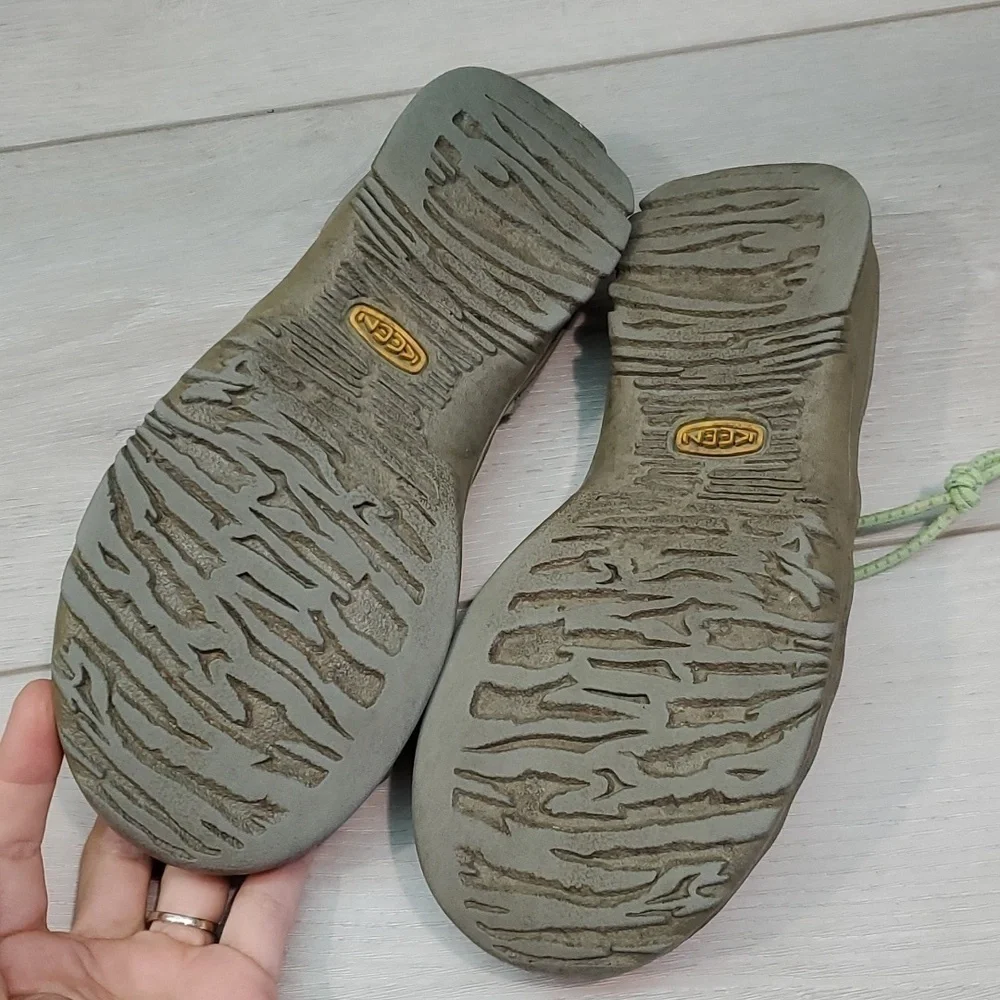 Keen Youth Kids Girls Outdoor Hiking Sandals Shoes sz 3